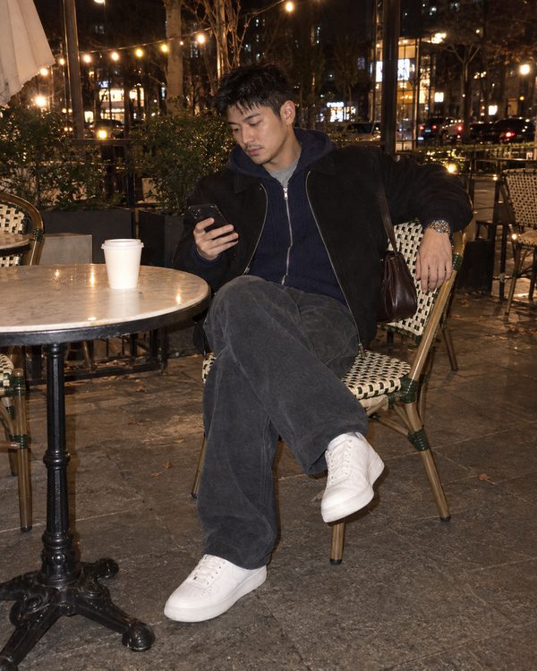 LOOK 4 스웨이드 봄버에 니트 후드집업